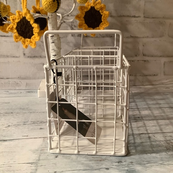 Rae Dunn Metal Utensil Holder - Picture 5 of 6